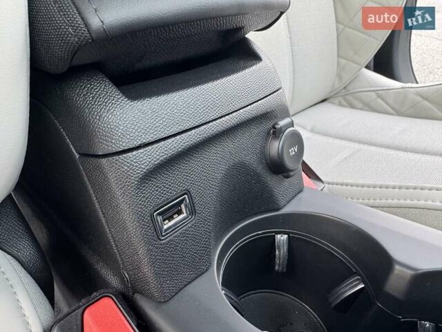 Серый DS 3 Crossback, объемом двигателя 1.5 л и пробегом 52 тыс. км за 19999 $, фото 39 на Automoto.ua