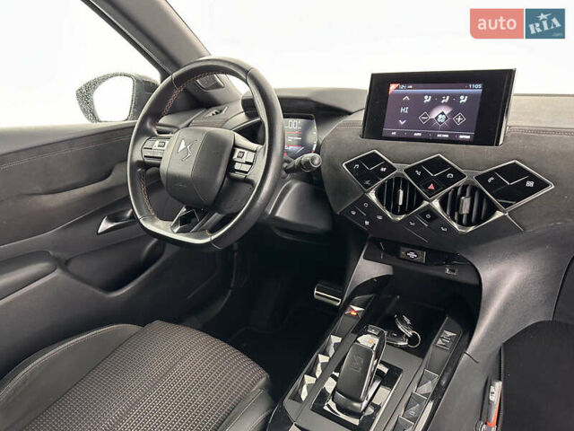 Серый DS 3 Crossback, объемом двигателя 0 л и пробегом 101 тыс. км за 17300 $, фото 76 на Automoto.ua