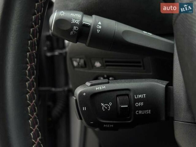 Серый DS 3 Crossback, объемом двигателя 0 л и пробегом 43 тыс. км за 14950 $, фото 50 на Automoto.ua