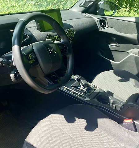 Серый DS 3 Crossback, объемом двигателя 1.2 л и пробегом 72 тыс. км за 17500 $, фото 10 на Automoto.ua
