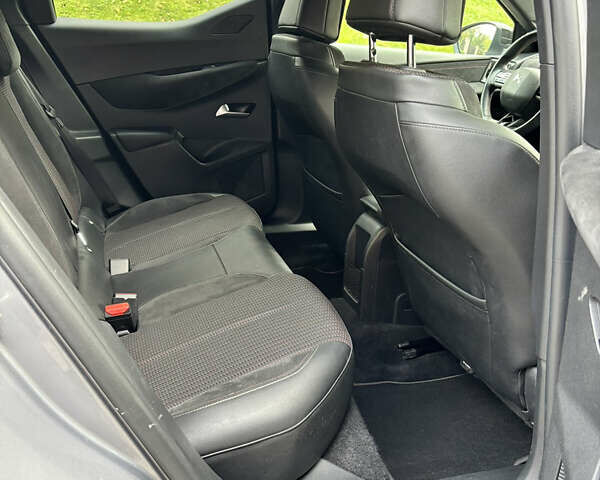 Серый DS 3 Crossback, объемом двигателя 1.2 л и пробегом 50 тыс. км за 18900 $, фото 4 на Automoto.ua