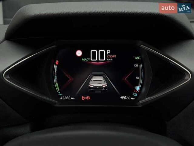 Серый DS 3 Crossback, объемом двигателя 0 л и пробегом 43 тыс. км за 14950 $, фото 3 на Automoto.ua