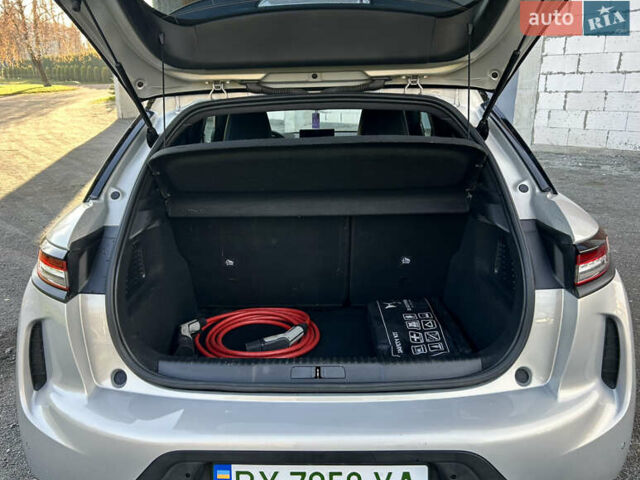 Серый DS 3 Crossback, объемом двигателя 0 л и пробегом 101 тыс. км за 17300 $, фото 60 на Automoto.ua