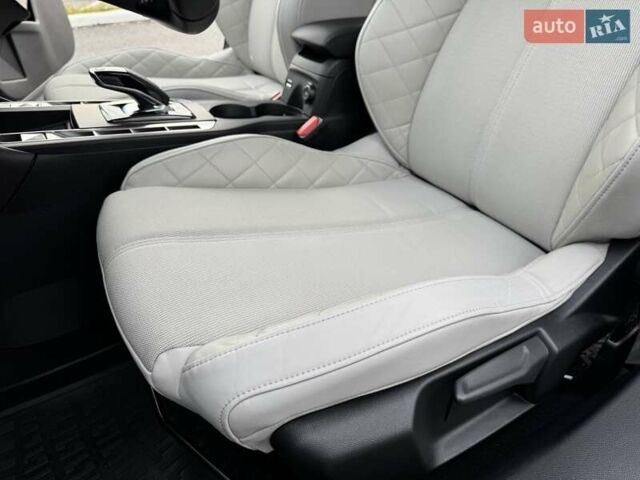 Серый DS 3 Crossback, объемом двигателя 1.5 л и пробегом 52 тыс. км за 19999 $, фото 49 на Automoto.ua