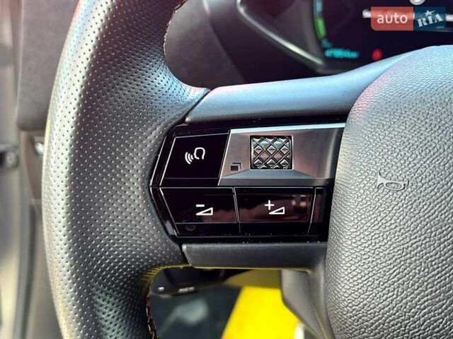 Серый DS 3 Crossback, объемом двигателя 0 л и пробегом 47 тыс. км за 18700 $, фото 42 на Automoto.ua