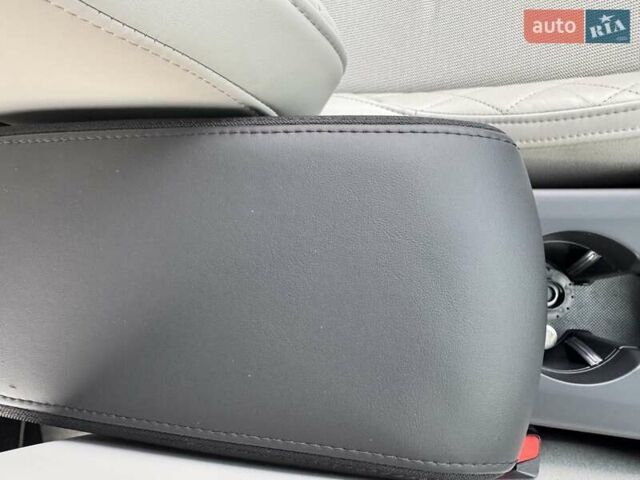 Серый DS 3 Crossback, объемом двигателя 1.5 л и пробегом 52 тыс. км за 19999 $, фото 40 на Automoto.ua