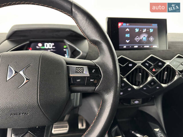 Серый DS 3 Crossback, объемом двигателя 0 л и пробегом 101 тыс. км за 17300 $, фото 75 на Automoto.ua