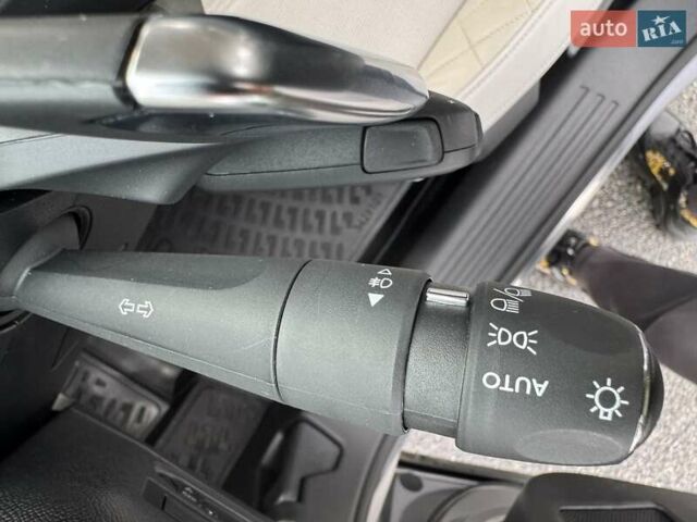 Серый DS 3 Crossback, объемом двигателя 1.5 л и пробегом 52 тыс. км за 19999 $, фото 48 на Automoto.ua