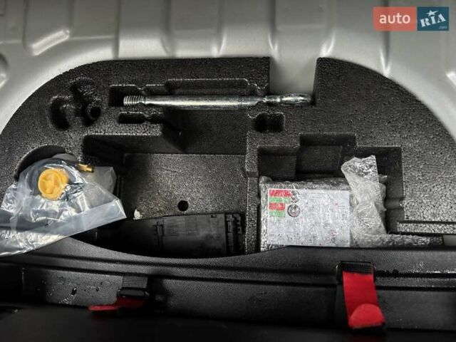 Серый DS 3 Crossback, объемом двигателя 0 л и пробегом 43 тыс. км за 14950 $, фото 69 на Automoto.ua