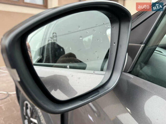 Серый DS 3 Crossback, объемом двигателя 0 л и пробегом 72 тыс. км за 14650 $, фото 11 на Automoto.ua