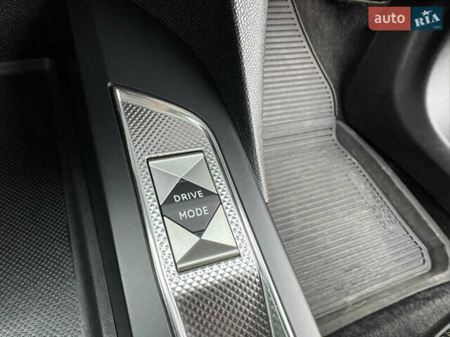 Серый DS 3 Crossback, объемом двигателя 0 л и пробегом 72 тыс. км за 14650 $, фото 17 на Automoto.ua