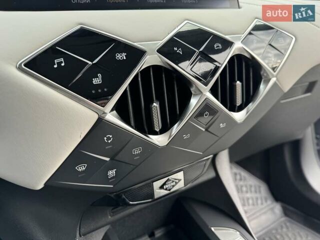 Серый DS 3 Crossback, объемом двигателя 1.5 л и пробегом 52 тыс. км за 19999 $, фото 42 на Automoto.ua