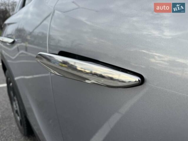 Серый DS 3 Crossback, объемом двигателя 1.5 л и пробегом 52 тыс. км за 19999 $, фото 10 на Automoto.ua