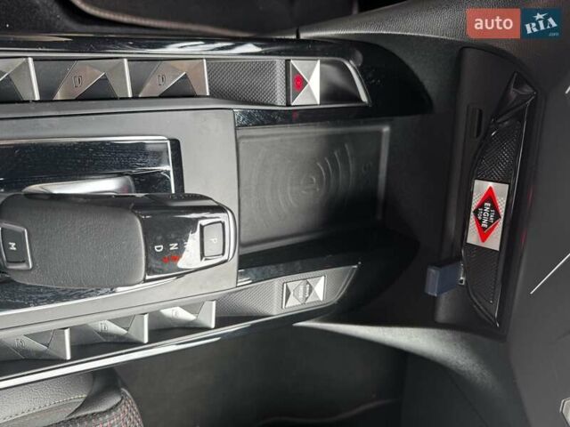 Серый DS 3 Crossback, объемом двигателя 1.2 л и пробегом 21 тыс. км за 21800 $, фото 19 на Automoto.ua