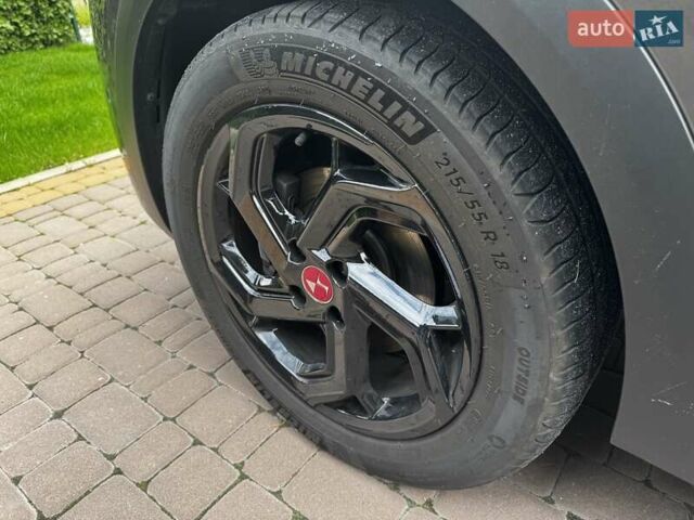 Серый DS 3 Crossback, объемом двигателя 1.2 л и пробегом 21 тыс. км за 21800 $, фото 15 на Automoto.ua