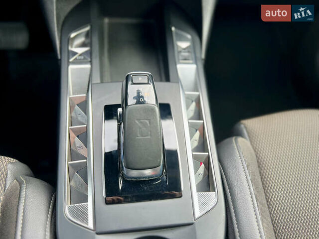 Серый DS 3 Crossback, объемом двигателя 0 л и пробегом 16 тыс. км за 19000 $, фото 22 на Automoto.ua