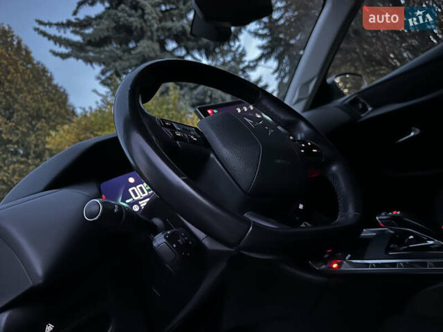 Серый DS 3 Crossback, объемом двигателя 0 л и пробегом 100 тыс. км за 15650 $, фото 52 на Automoto.ua