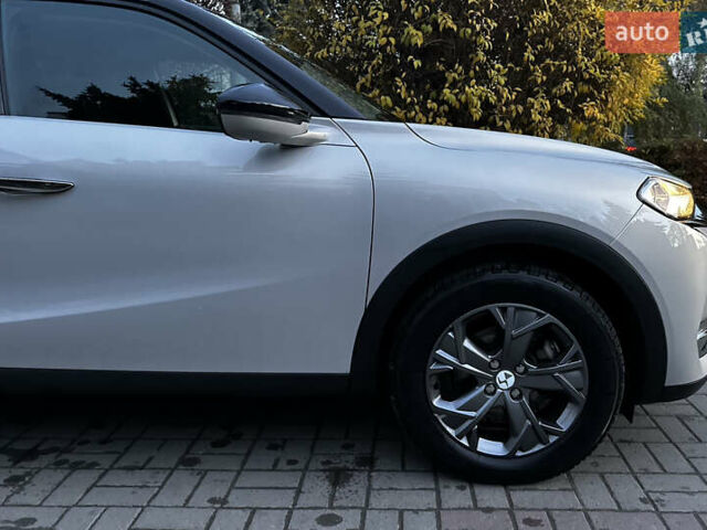 Серый DS 3 Crossback, объемом двигателя 0 л и пробегом 100 тыс. км за 15650 $, фото 33 на Automoto.ua