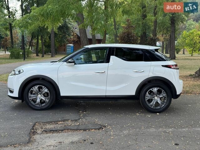 Белый DS 3 e-Tense, объемом двигателя 0 л и пробегом 77 тыс. км за 16900 $, фото 6 на Automoto.ua