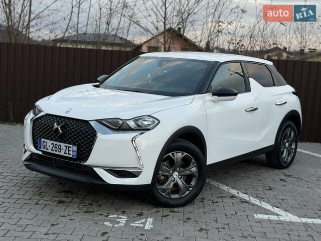 Белый DS 3 e-Tense, объемом двигателя 0 л и пробегом 54 тыс. км за 17200 $, фото 2 на Automoto.ua