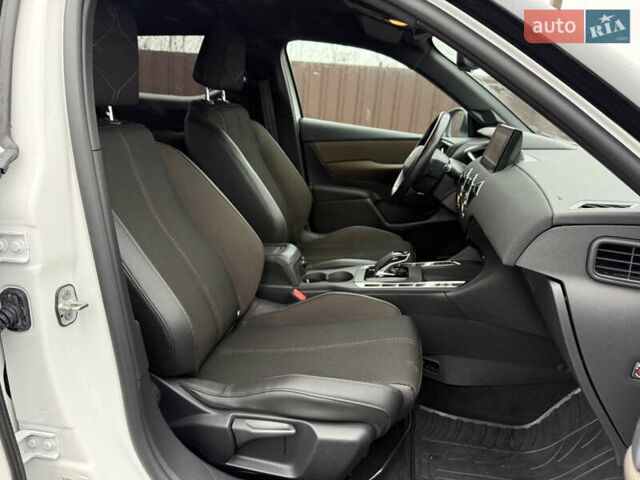 Белый DS 3 e-Tense, объемом двигателя 0 л и пробегом 87 тыс. км за 16200 $, фото 22 на Automoto.ua