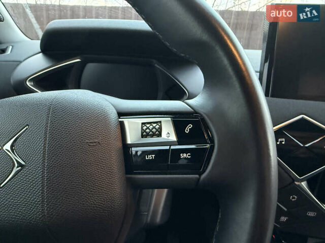 Белый DS 3 e-Tense, объемом двигателя 0 л и пробегом 54 тыс. км за 17200 $, фото 29 на Automoto.ua