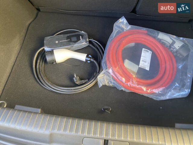 Білий DS 3 e-Tense, об'ємом двигуна 0 л та пробігом 69 тис. км за 15900 $, фото 12 на Automoto.ua