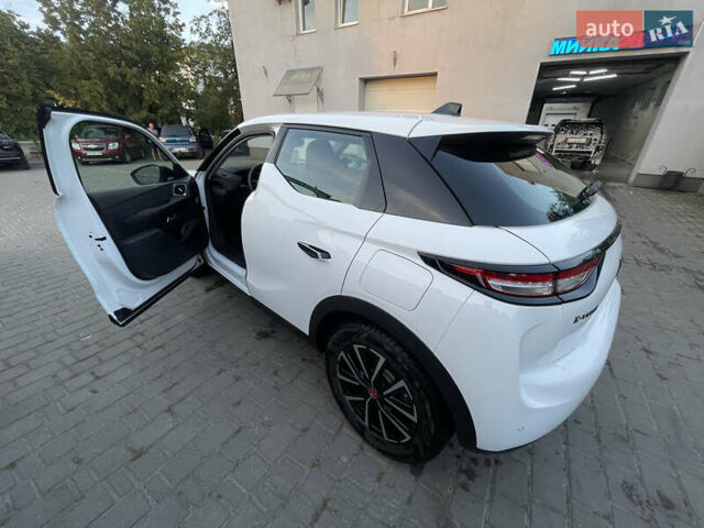 Белый DS 3 e-Tense, объемом двигателя 0 л и пробегом 9 тыс. км за 22000 $, фото 23 на Automoto.ua