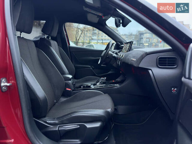 Красный DS 3 e-Tense, объемом двигателя 0 л и пробегом 25 тыс. км за 16900 $, фото 2 на Automoto.ua