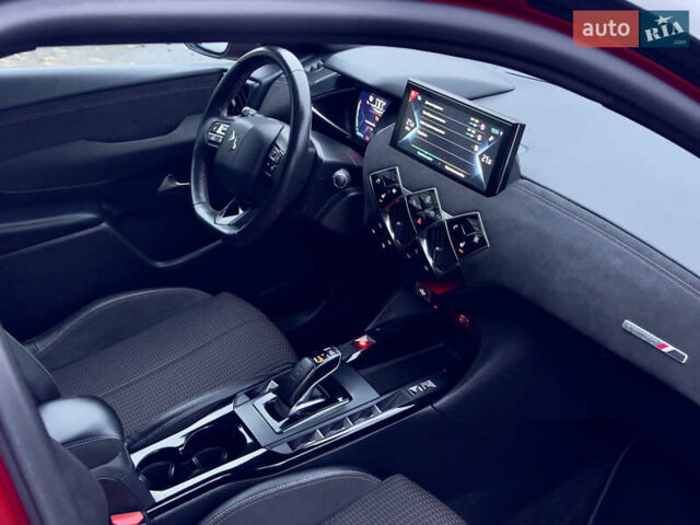 Красный DS 3 e-Tense, объемом двигателя 0 л и пробегом 25 тыс. км за 16900 $, фото 1 на Automoto.ua