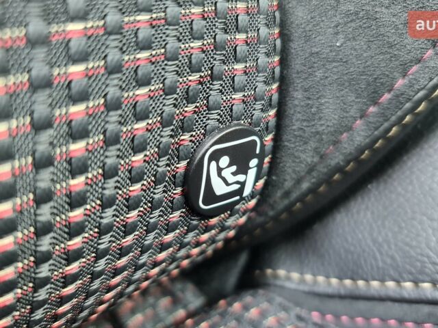 DS 3 e-Tense, объемом двигателя 0 л и пробегом 0 тыс. км за 31664 $, фото 40 на Automoto.ua