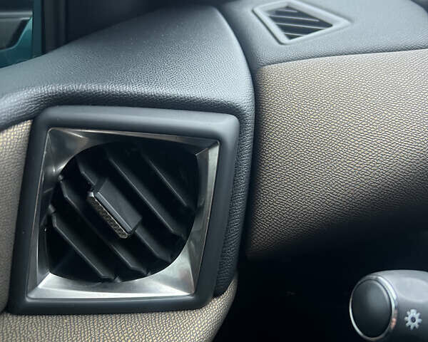 Синий DS 3 e-Tense, объемом двигателя 0 л и пробегом 60 тыс. км за 17000 $, фото 36 на Automoto.ua