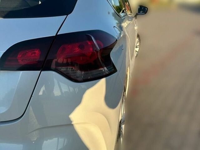 Білий DS 4, об'ємом двигуна 1.56 л та пробігом 306 тис. км за 12500 $, фото 5 на Automoto.ua