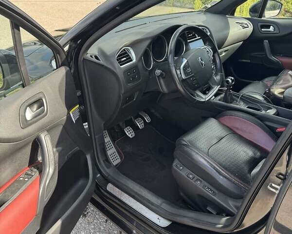 Чорний DS 4, об'ємом двигуна 1.6 л та пробігом 160 тис. км за 950033 $, фото 5 на Automoto.ua