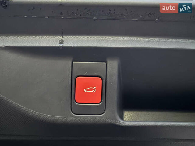Чорний DS 4, об'ємом двигуна 1.6 л та пробігом 17 тис. км за 27999 $, фото 26 на Automoto.ua