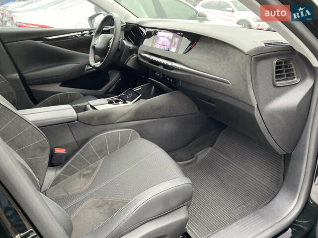 Чорний DS 4, об'ємом двигуна 1.6 л та пробігом 17 тис. км за 28500 $, фото 24 на Automoto.ua