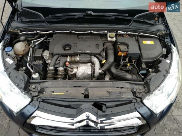 Синий DS 4, объемом двигателя 1.6 л и пробегом 260 тыс. км за 10600 $, фото 1 на Automoto.ua