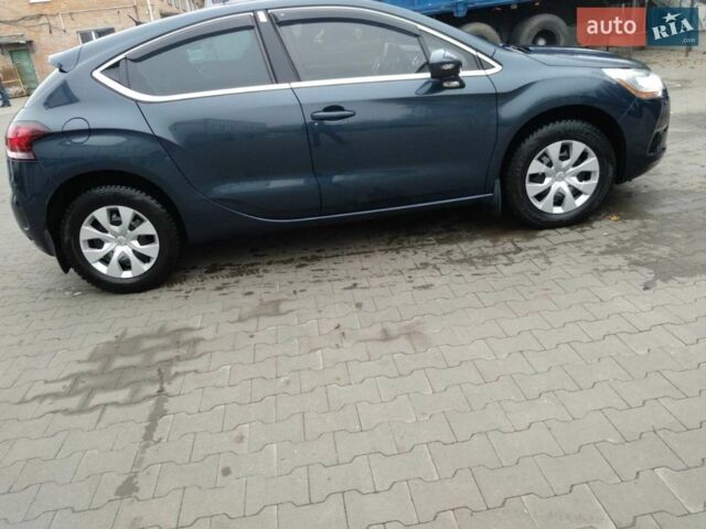 Синий DS 4, объемом двигателя 1.6 л и пробегом 260 тыс. км за 10600 $, фото 14 на Automoto.ua