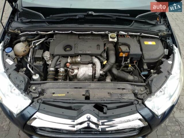 Синий DS 4, объемом двигателя 1.6 л и пробегом 260 тыс. км за 10600 $, фото 1 на Automoto.ua