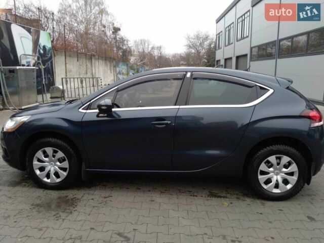 Синий DS 4, объемом двигателя 1.6 л и пробегом 260 тыс. км за 10600 $, фото 13 на Automoto.ua