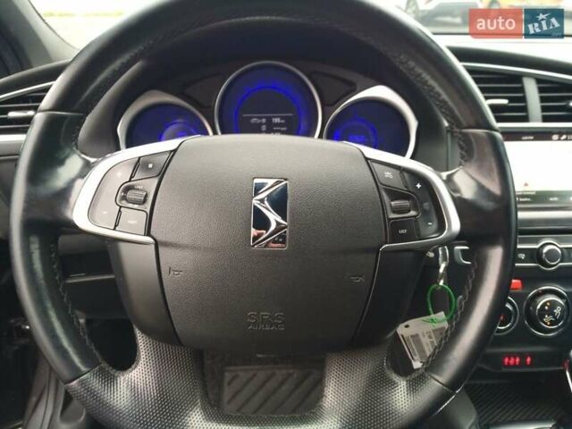 Серый DS 4 Crossback, объемом двигателя 1.6 л и пробегом 161 тыс. км за 14500 $, фото 19 на Automoto.ua