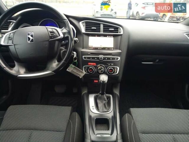 Серый DS 4 Crossback, объемом двигателя 1.6 л и пробегом 161 тыс. км за 14500 $, фото 10 на Automoto.ua