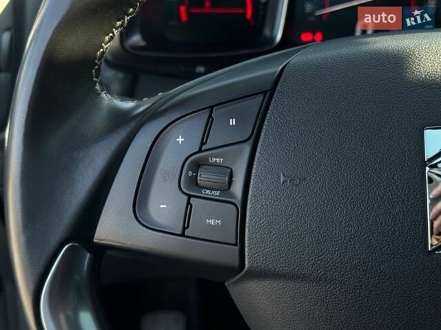 Чорний DS 5, об'ємом двигуна 2 л та пробігом 182 тис. км за 15900 $, фото 36 на Automoto.ua