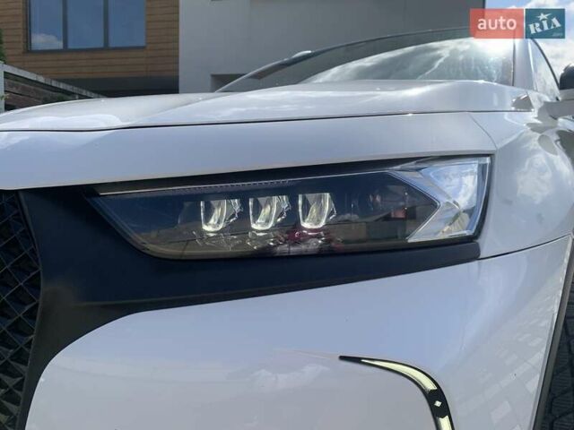 Белый DS 7 Crossback, объемом двигателя 1.5 л и пробегом 165 тыс. км за 26000 $, фото 35 на Automoto.ua