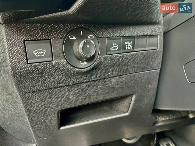 Белый DS 7 Crossback, объемом двигателя 2 л и пробегом 191 тыс. км за 23000 $, фото 16 на Automoto.ua