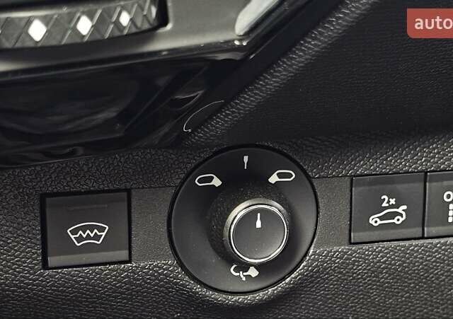 Белый DS 7 Crossback, объемом двигателя 2 л и пробегом 103 тыс. км за 26500 $, фото 41 на Automoto.ua