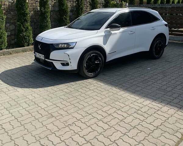 Белый DS 7 Crossback, объемом двигателя 1.5 л и пробегом 165 тыс. км за 26000 $, фото 13 на Automoto.ua