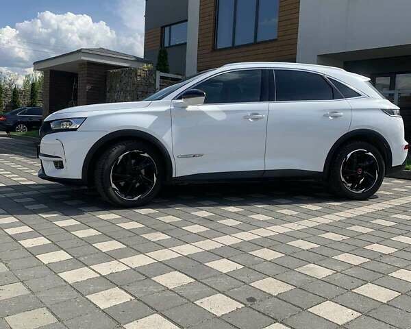 Белый DS 7 Crossback, объемом двигателя 1.5 л и пробегом 165 тыс. км за 26000 $, фото 22 на Automoto.ua