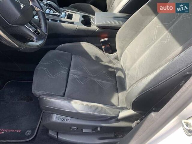 Белый DS 7 Crossback, объемом двигателя 1.5 л и пробегом 165 тыс. км за 26000 $, фото 57 на Automoto.ua