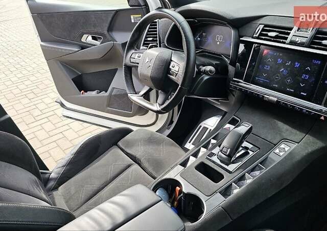 Белый DS 7 Crossback, объемом двигателя 2 л и пробегом 103 тыс. км за 26500 $, фото 34 на Automoto.ua
